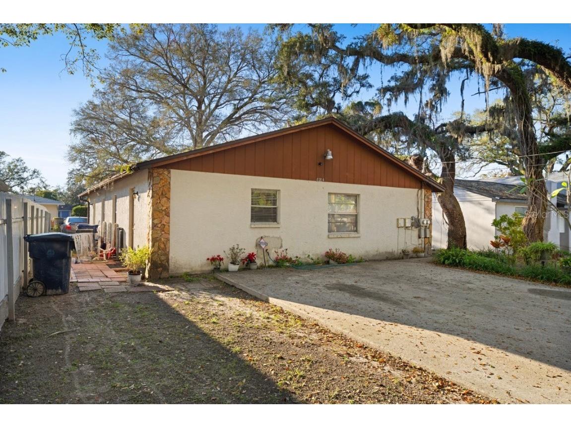 8204 N Hillsborough Lane Tampa FL 33604 TB8378469 image1