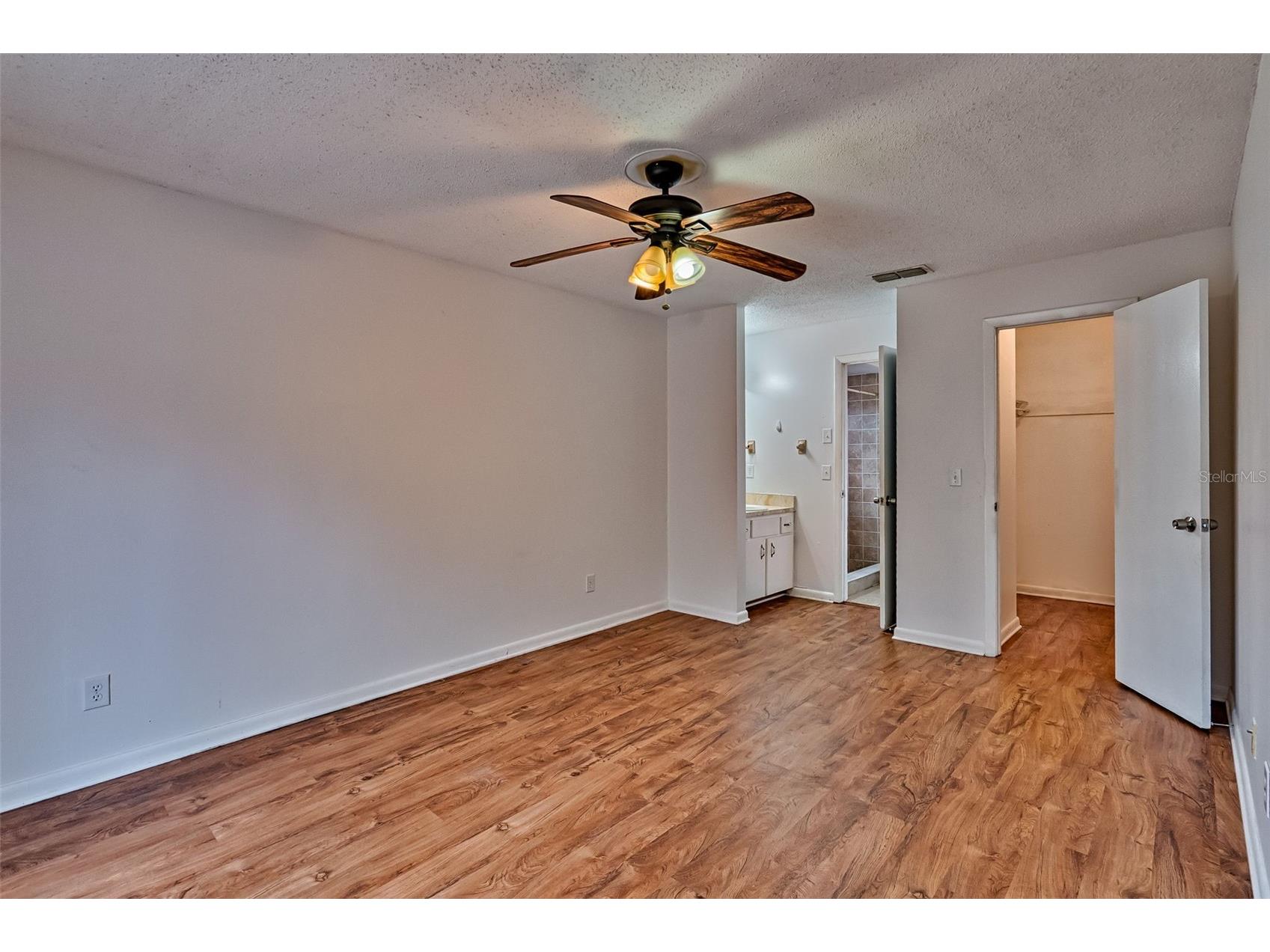 8204 SW 13th Road Gainesville FL 32607 GC537635 image14