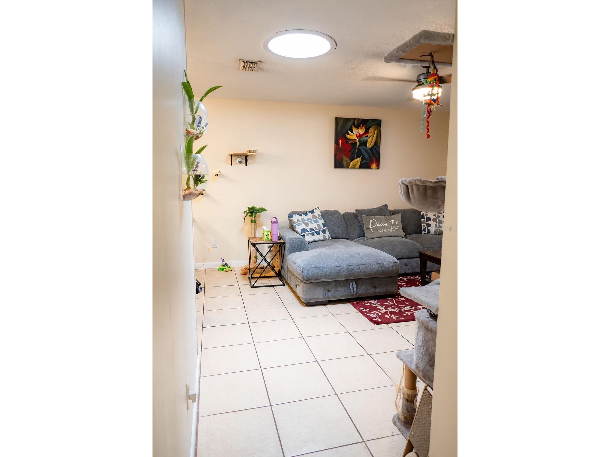 8204 Trammell Trail Tampa FL 33619 TB8503362 image5