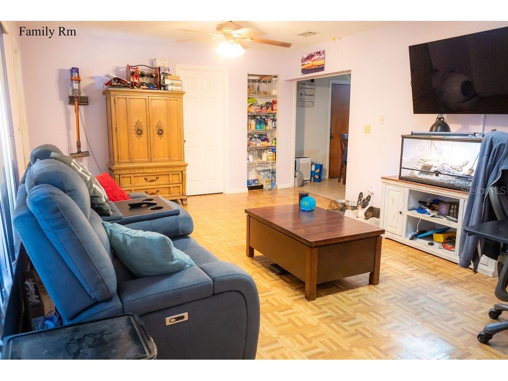 8204 Trammell Trail Tampa FL 33619 TB8503362 image9