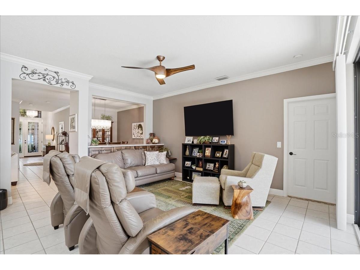 8205 Stirling Falls Circle Sarasota FL 34243 A4686670 image12