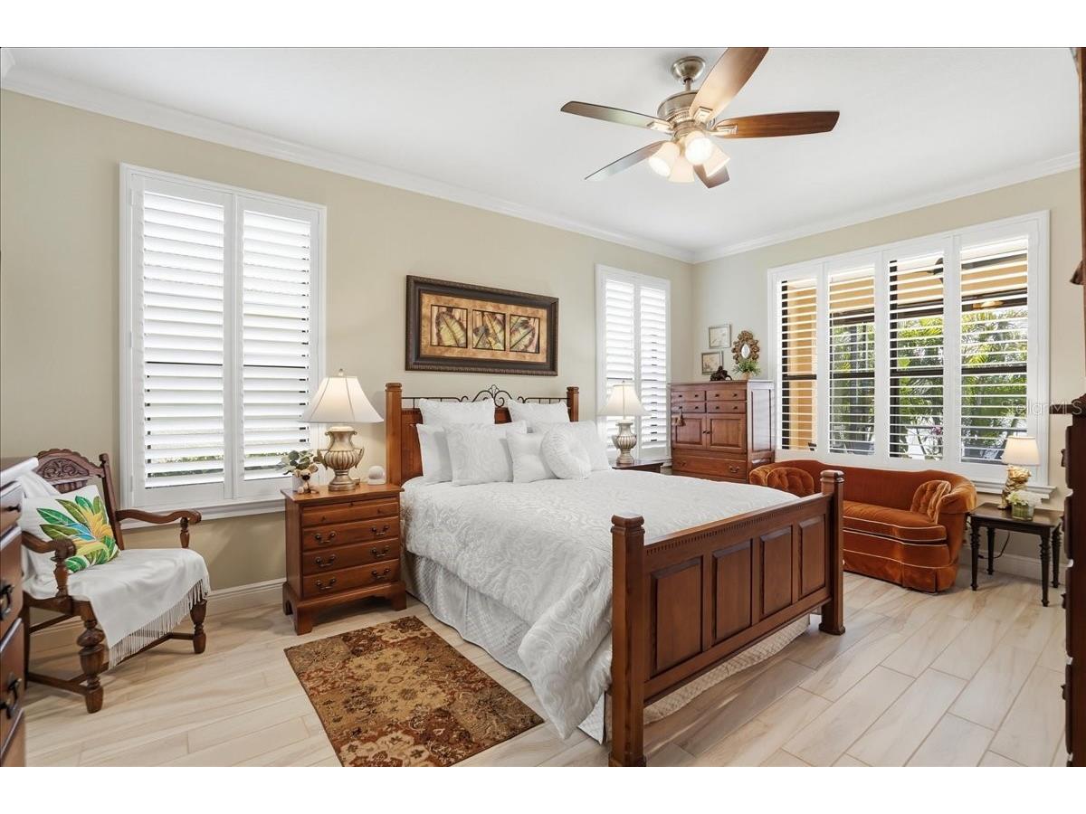 8205 Stirling Falls Circle Sarasota FL 34243 A4686670 image26