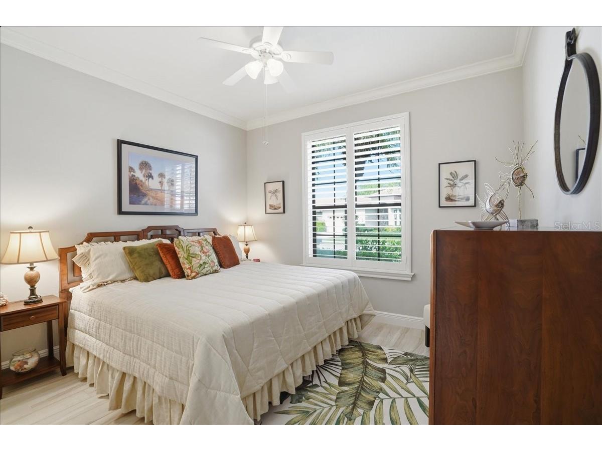 8205 Stirling Falls Circle Sarasota FL 34243 A4686670 image39