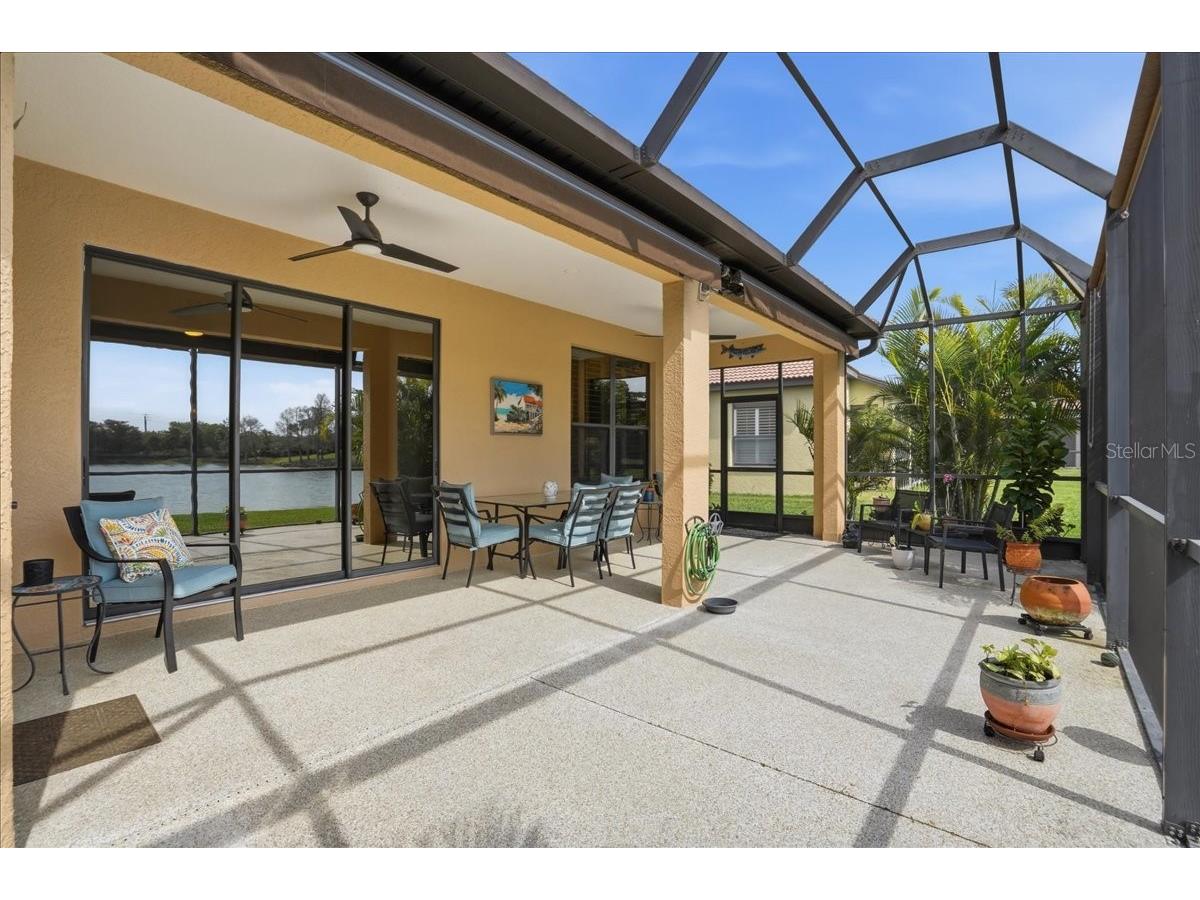 8205 Stirling Falls Circle Sarasota FL 34243 A4686670 image45