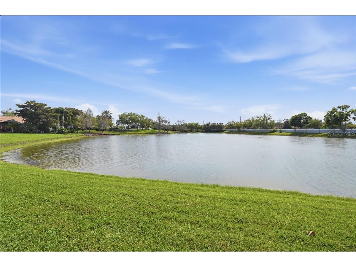 8205 Stirling Falls Circle Sarasota FL 34243 A4686670 image59