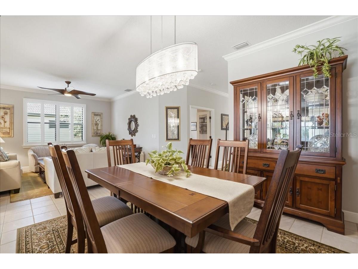 8205 Stirling Falls Circle Sarasota FL 34243 A4686670 image9