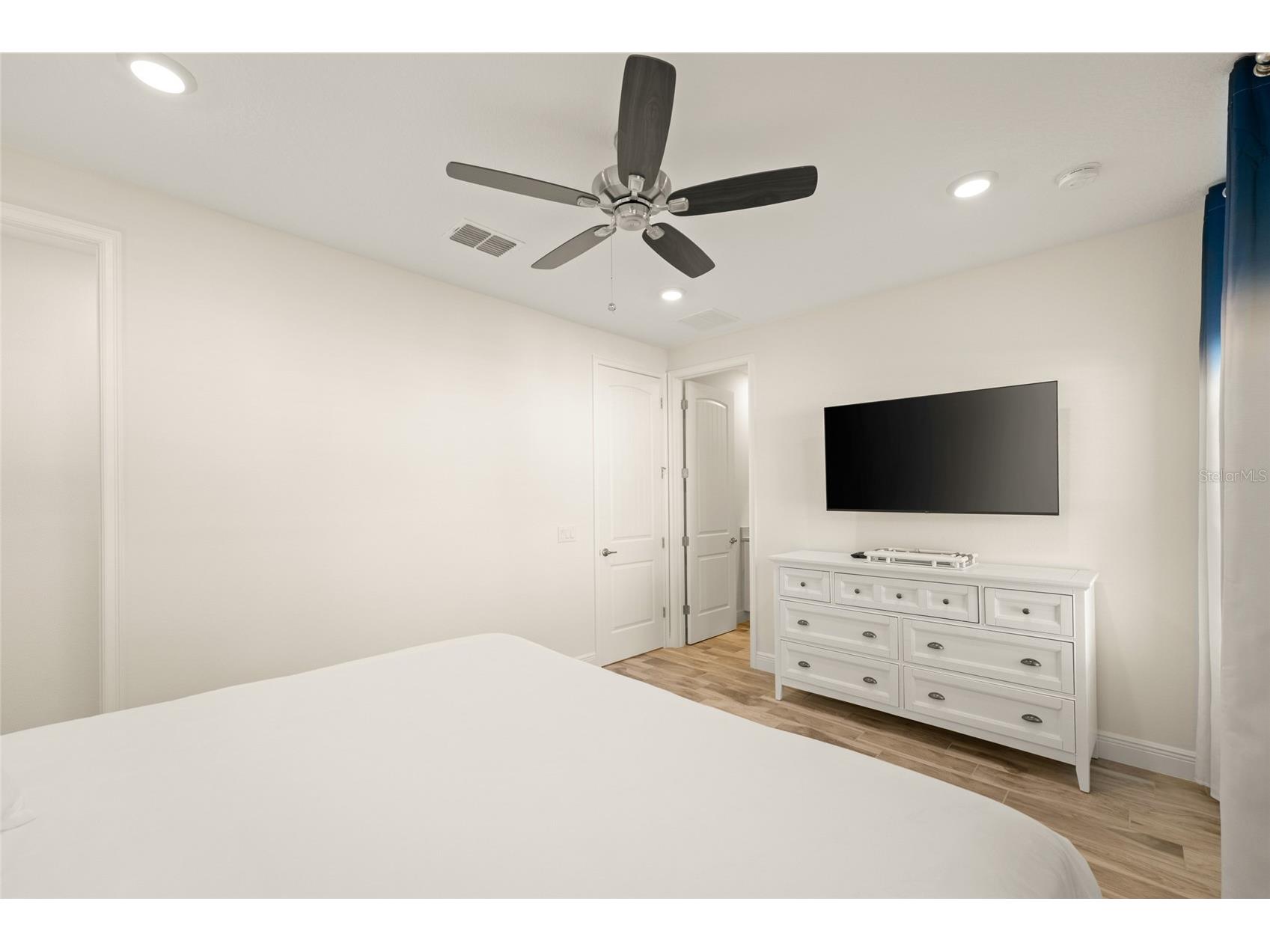 8205 Surf Street Kissimmee FL 34747 O6398029 image35