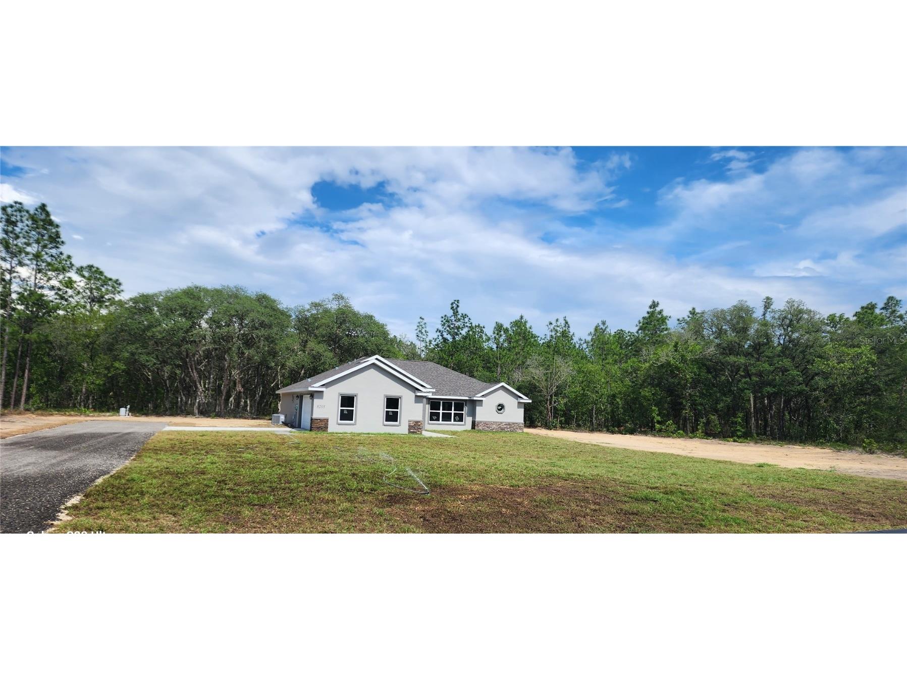 8205 SW 125th Court Road Dunnellon FL 34432 OM657591 image1