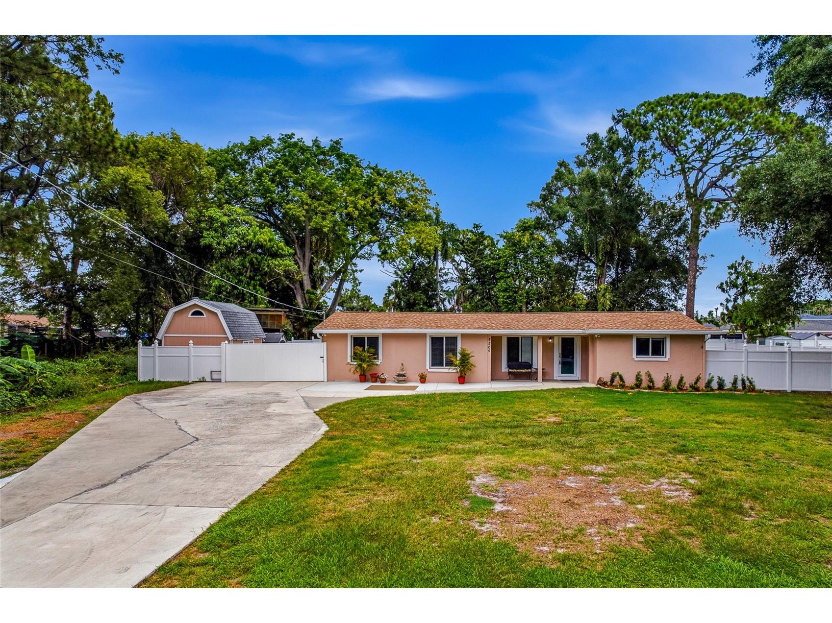 8205 Westridge Drive Tampa FL 33615 TB8518933 image1