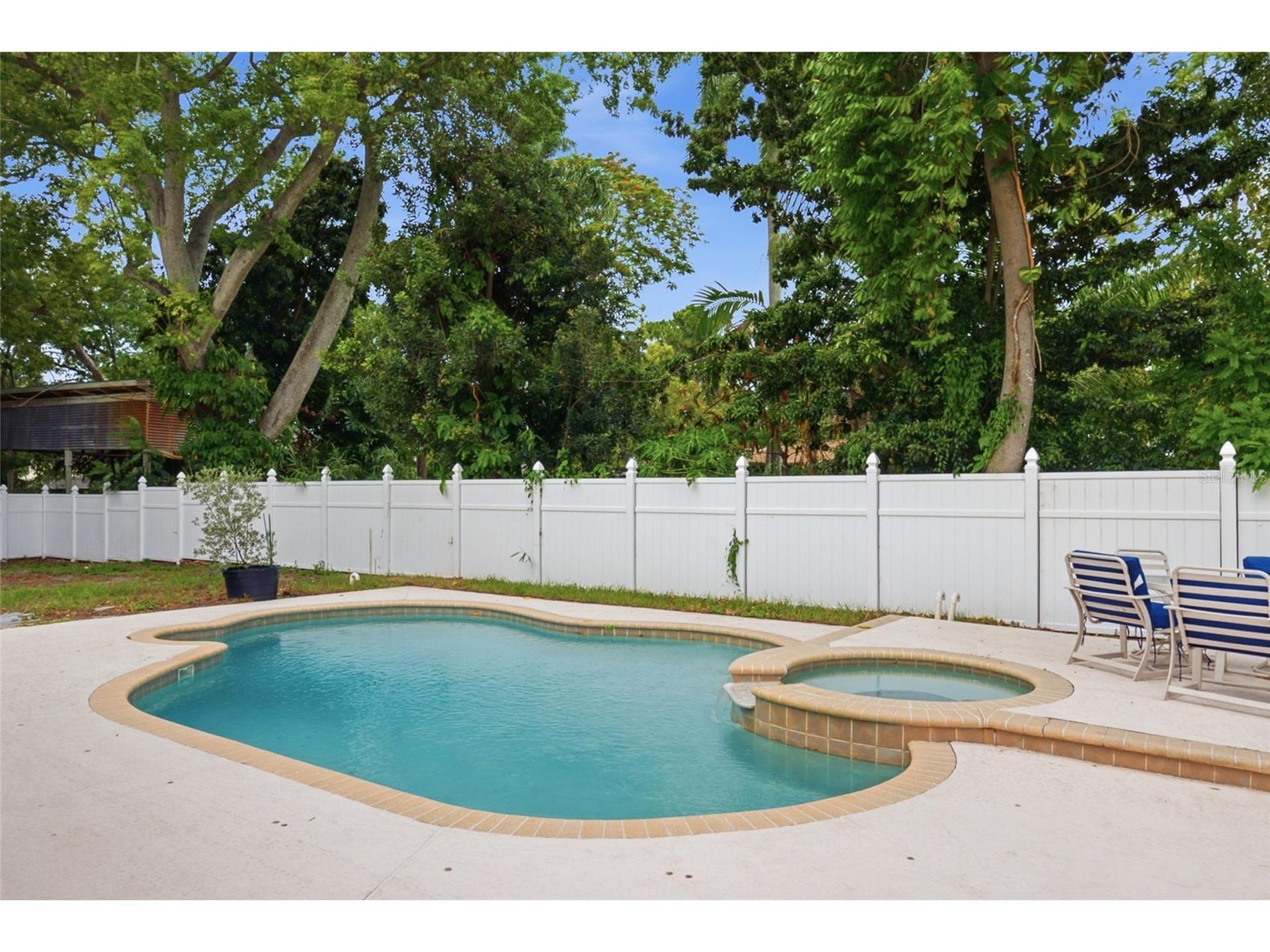 8205 Westridge Drive Tampa FL 33615 TB8518933 image31