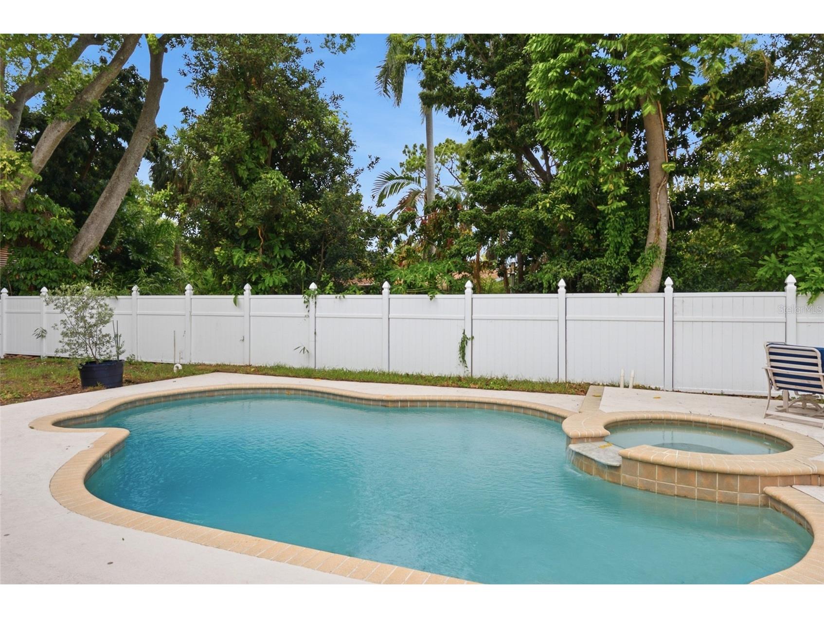 8205 Westridge Drive Tampa FL 33615 TB8518933 image32