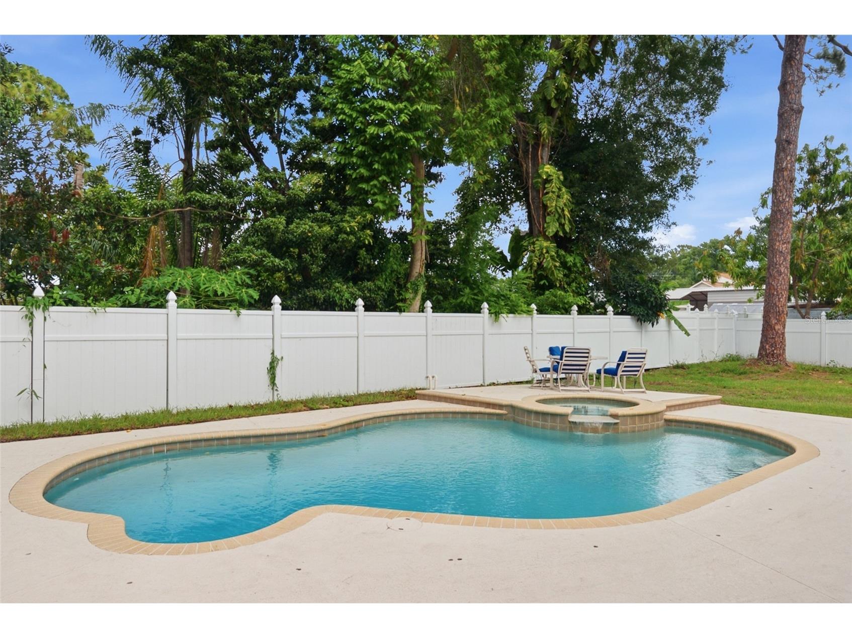 8205 Westridge Drive Tampa FL 33615 TB8518933 image33