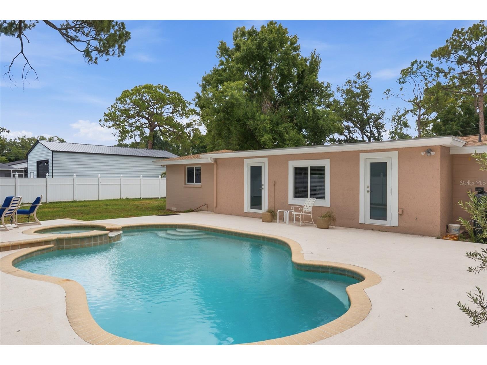 8205 Westridge Drive Tampa FL 33615 TB8518933 image37