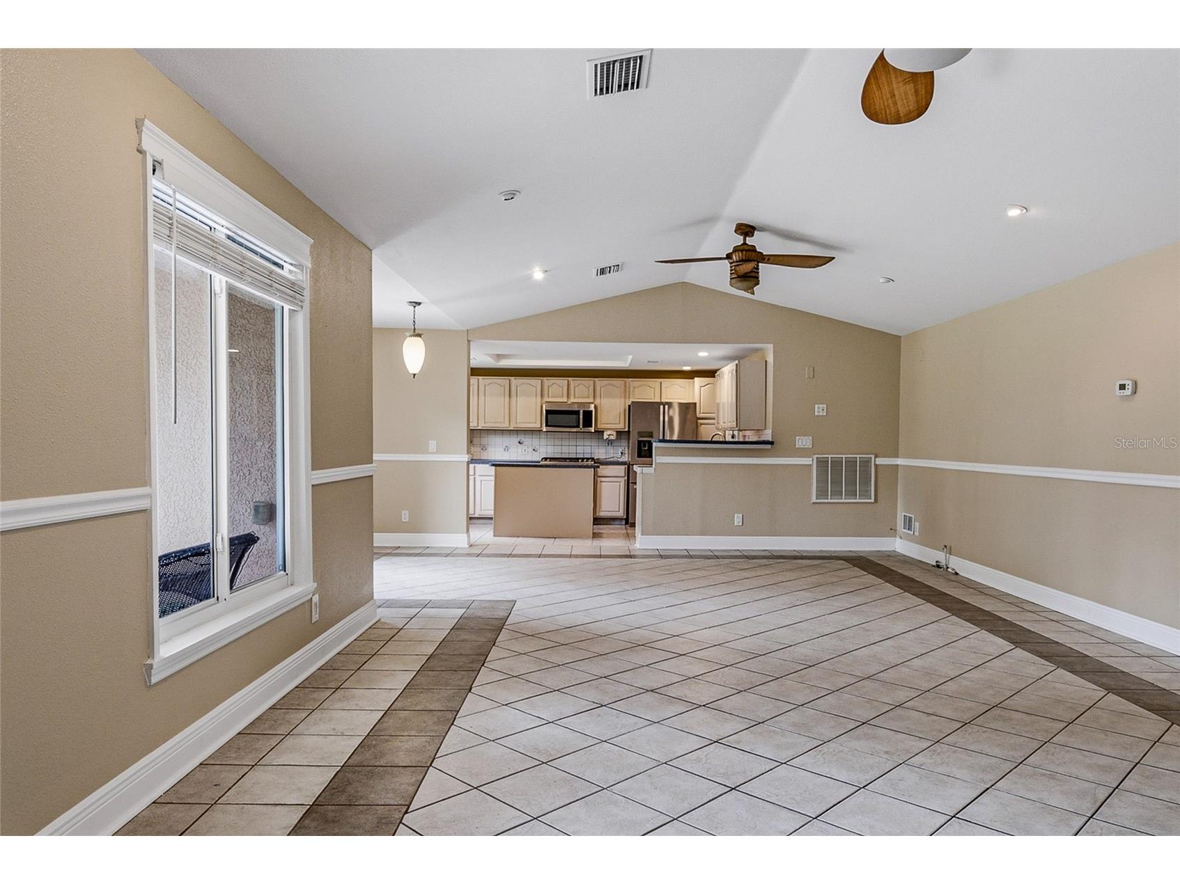 8205 Westridge Drive Tampa FL 33615 TB8518933 image4