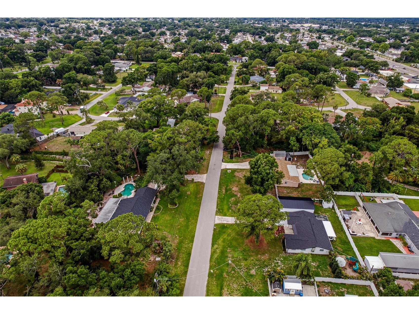 8205 Westridge Drive Tampa FL 33615 TB8518933 image47