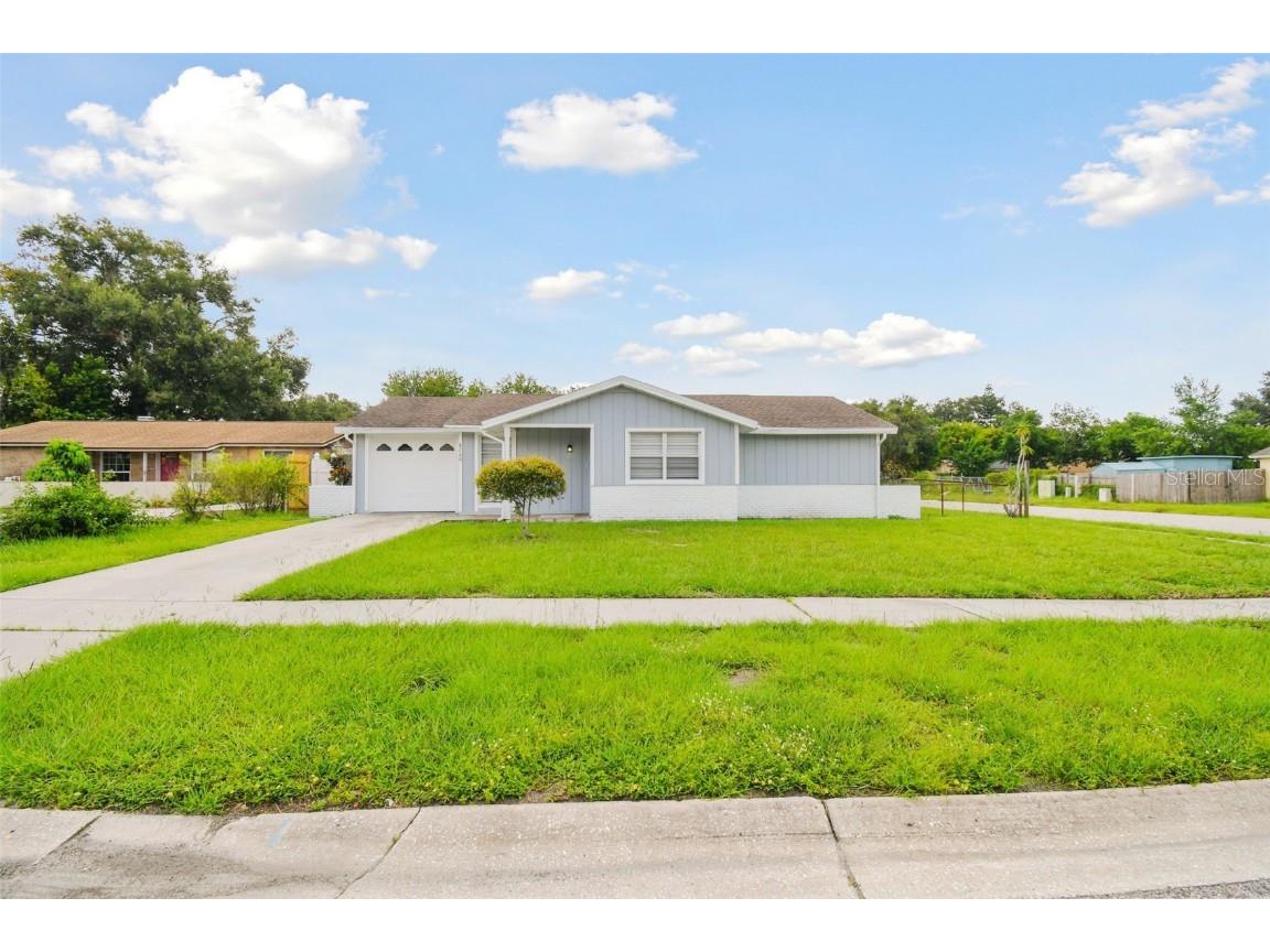 8206 Hornwood Place Tampa FL 33615 TB8300617 image1