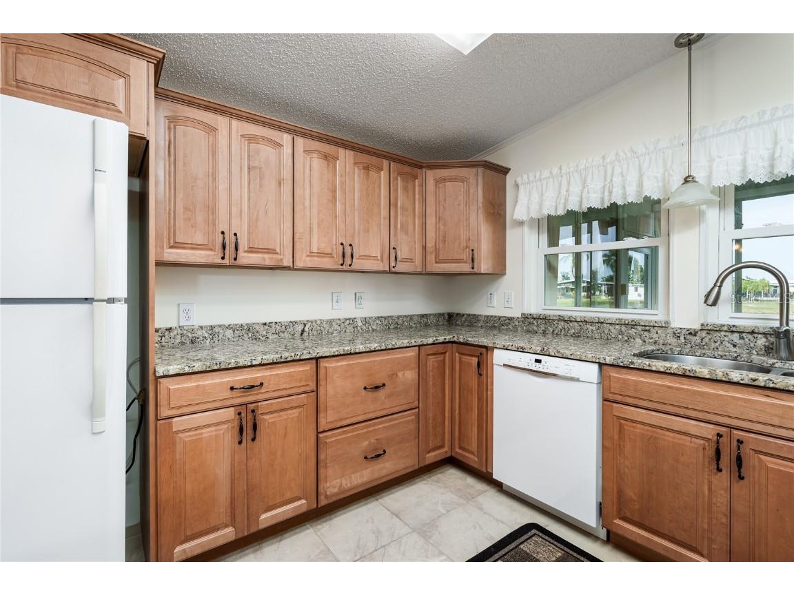 8206 Marie Lane Ellenton FL 34222 A4671270 image11