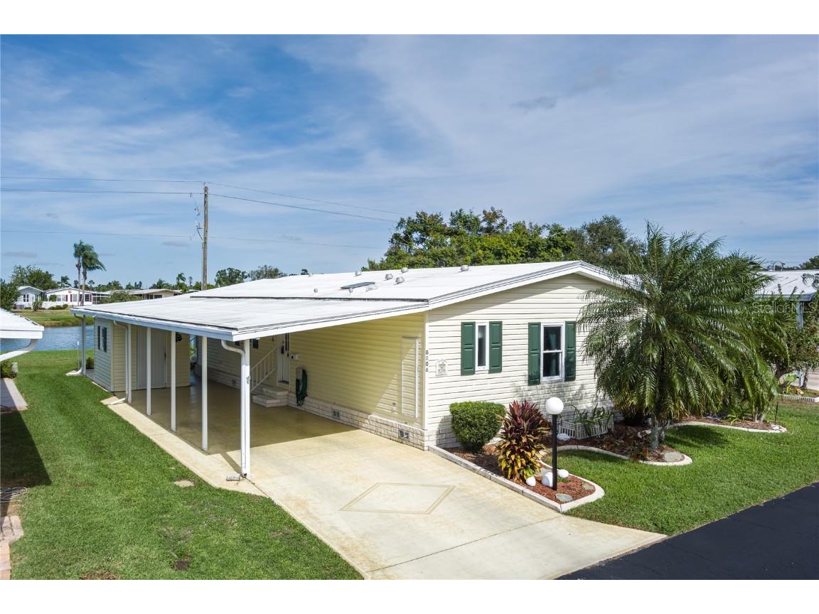 8206 Marie Lane Ellenton FL 34222 A4671270 image3