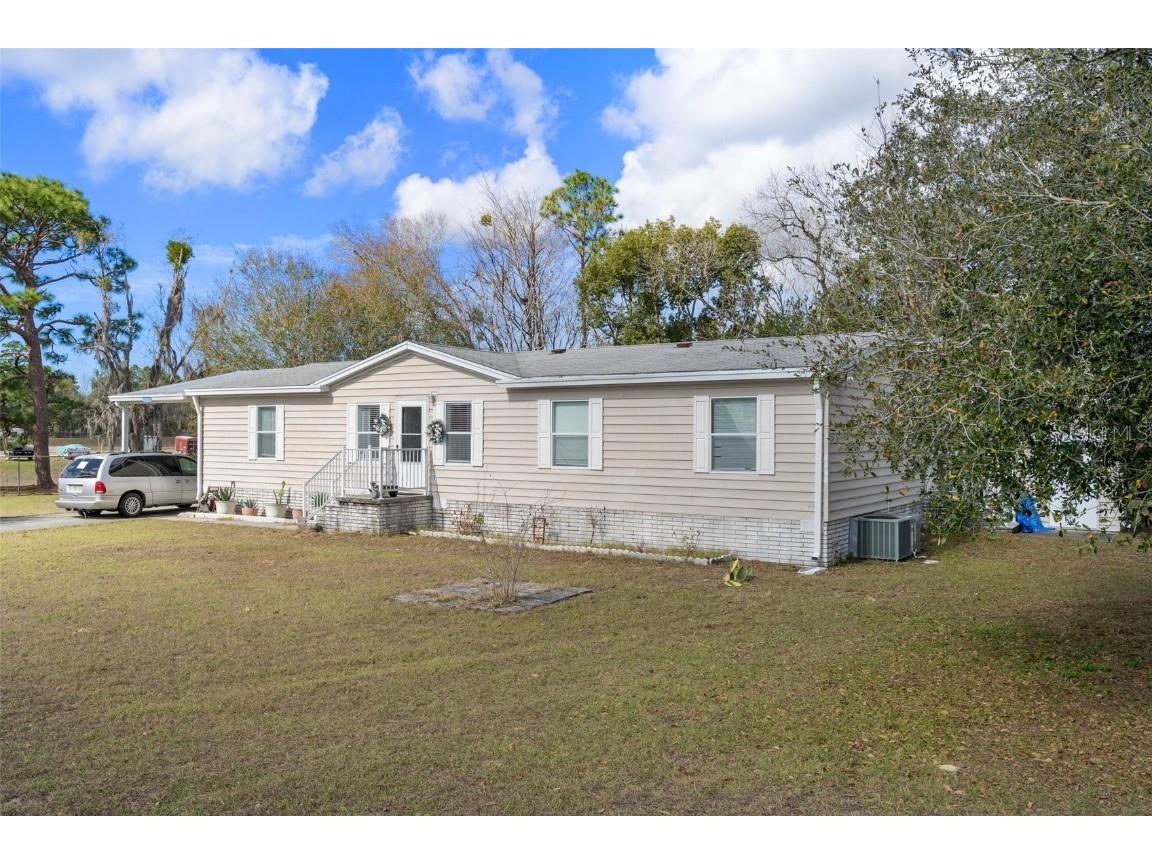 8207 Highpoint Boulevard Brooksville FL 34613 W7852346 image1