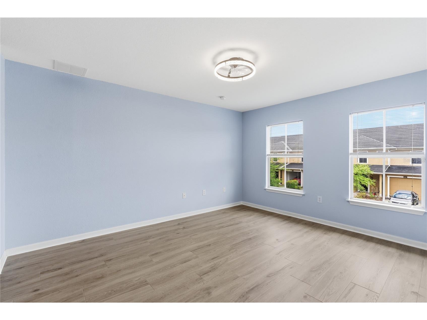8208 Downpatrick Court Tampa FL 33610 TB8504872 image14