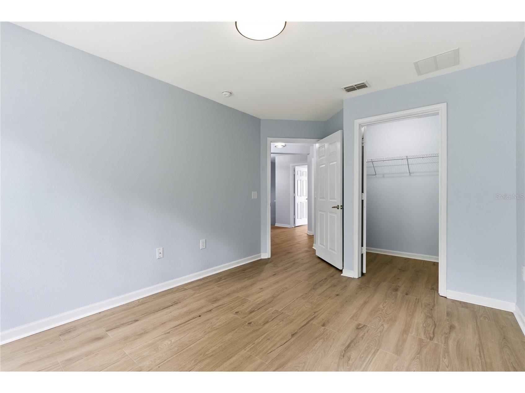 8208 Downpatrick Court Tampa FL 33610 TB8504872 image21