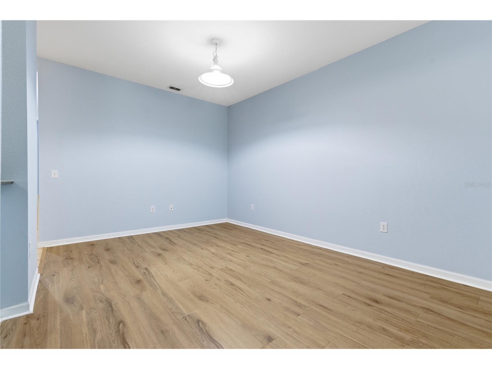 8208 Downpatrick Court Tampa FL 33610 TB8504872 image7