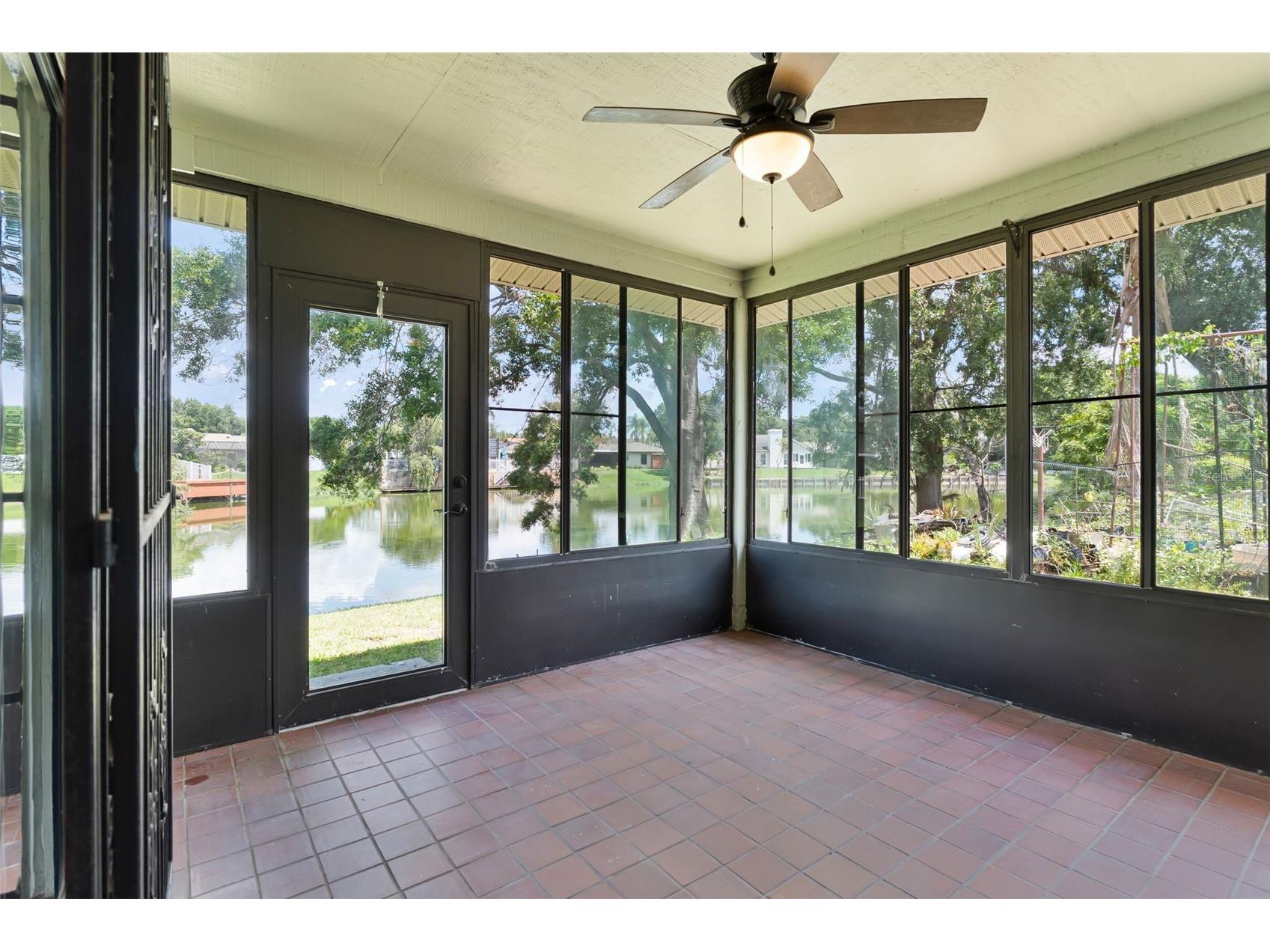 8208 La Serena Drive Tampa FL 33614 TB8465477 image16