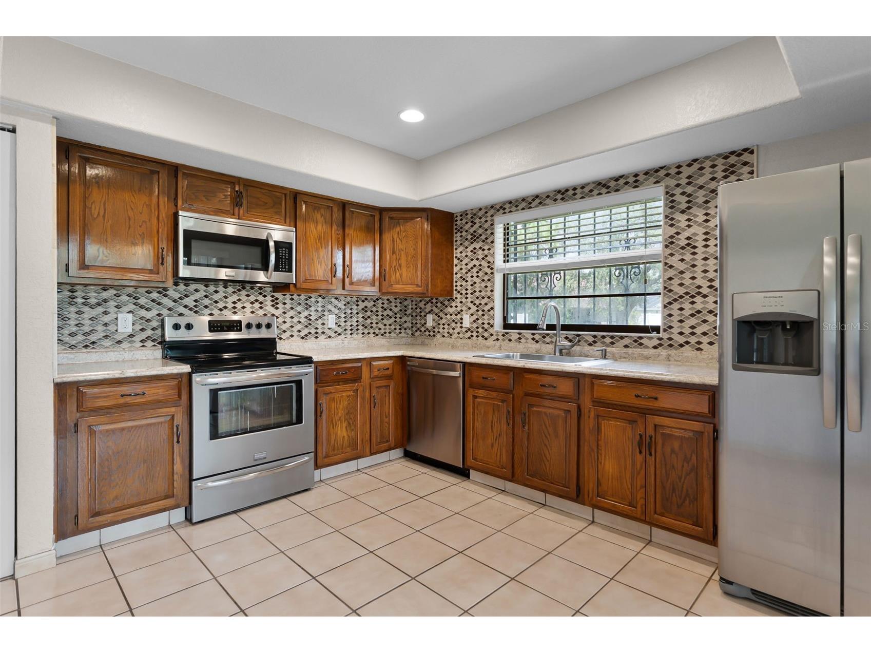 8208 La Serena Drive Tampa FL 33614 TB8465477 image4