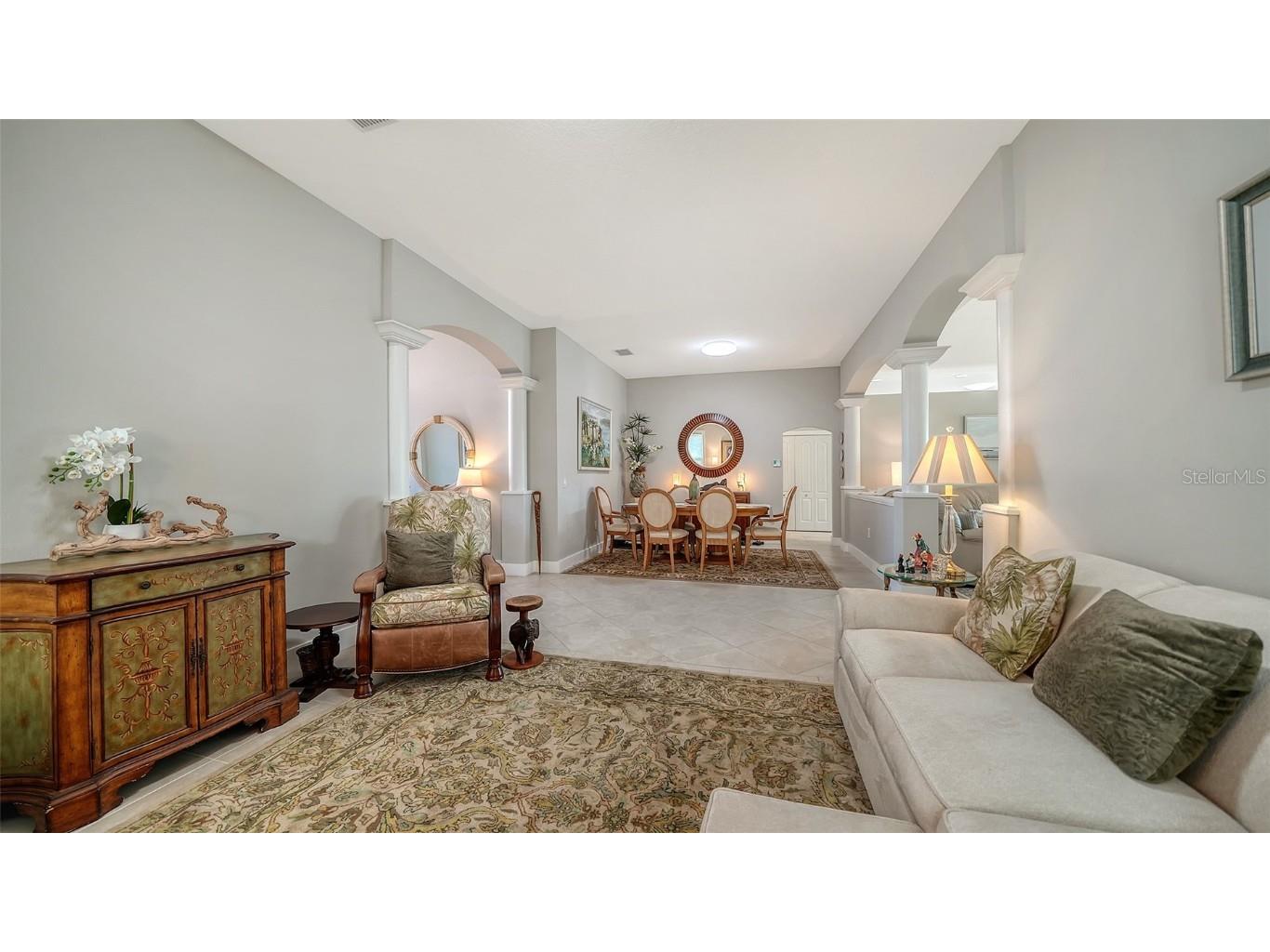 8208 Nice Way Sarasota FL 34238 G5104044 image14