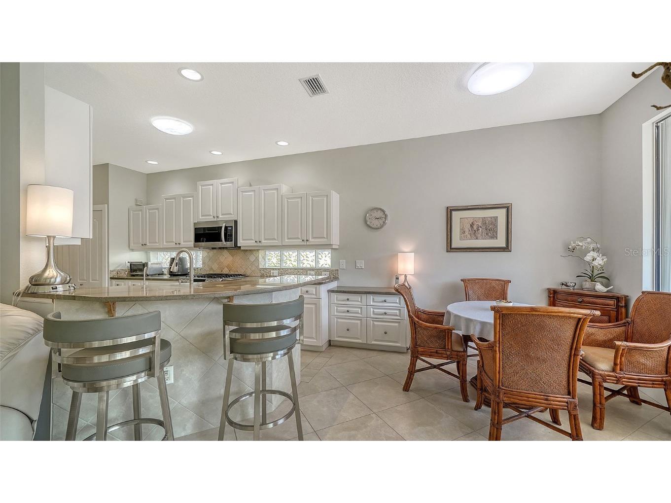 8208 Nice Way Sarasota FL 34238 G5104044 image15