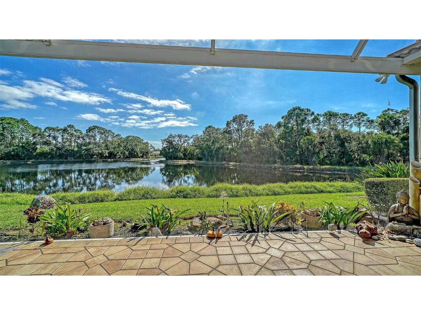 8208 Nice Way Sarasota FL 34238 G5104044 image2