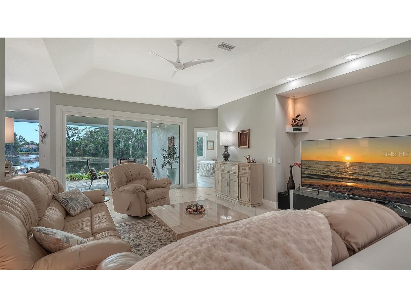 8208 Nice Way Sarasota FL 34238 G5104044 image24