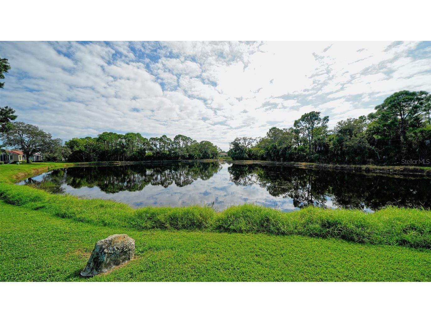 8208 Nice Way Sarasota FL 34238 G5104044 image44