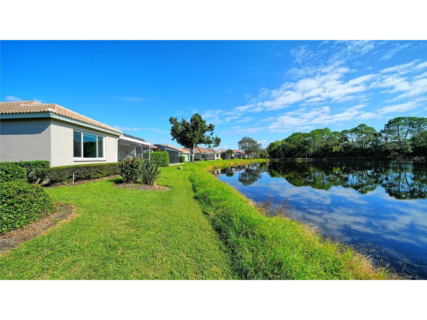 8208 Nice Way Sarasota FL 34238 G5104044 image50