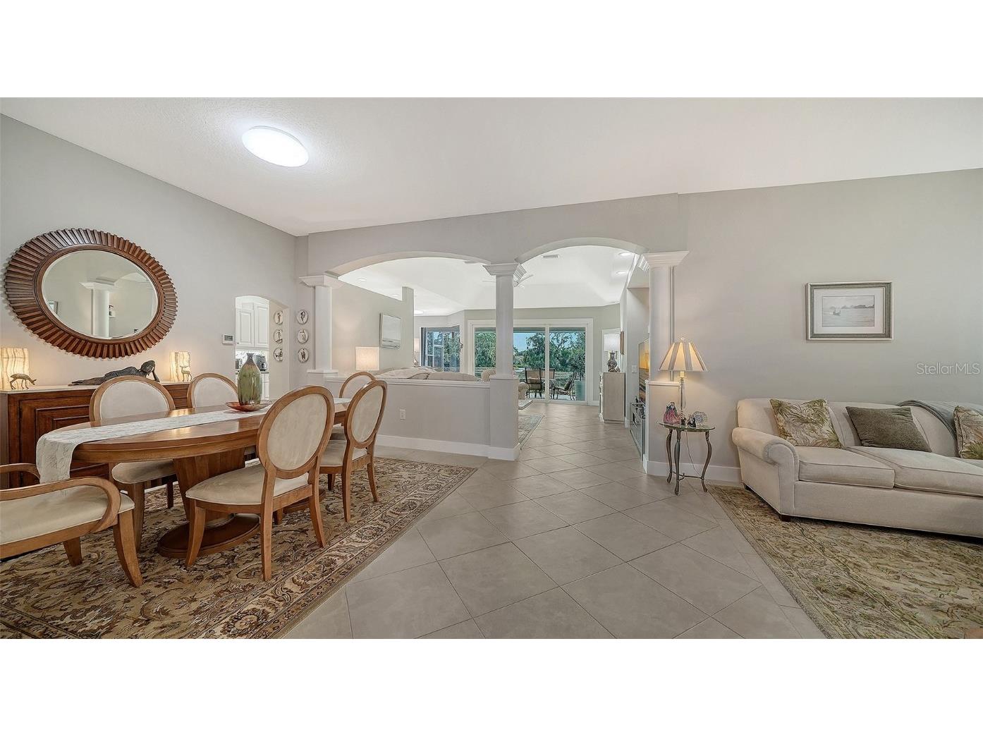 8208 Nice Way Sarasota FL 34238 G5104044 image9