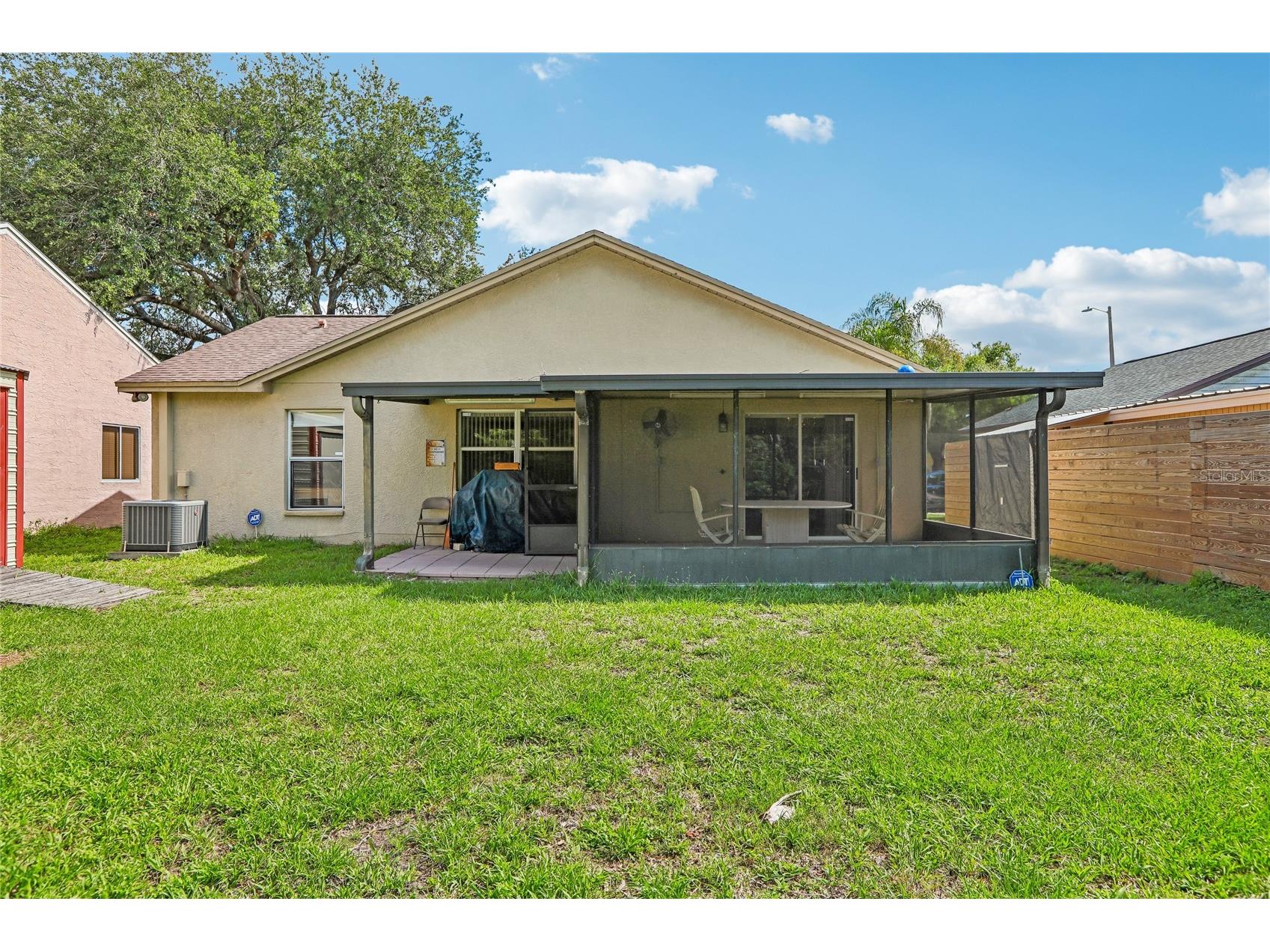 8208 Riverboat Drive Tampa FL 33637 TB8512602 image17