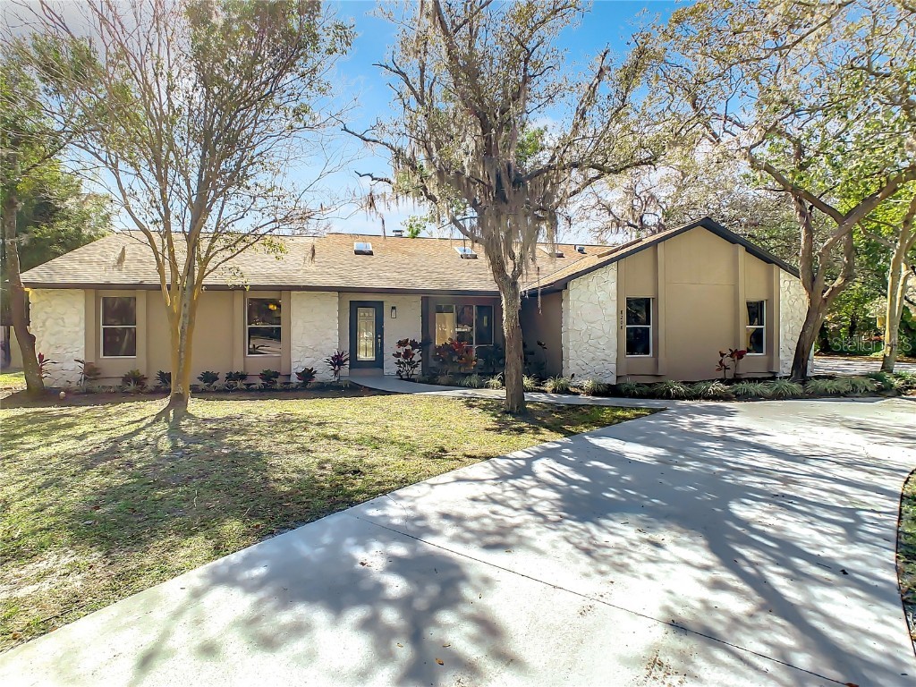 8208 Steeplechase Boulevard Orlando FL 32818 O6092019 image1