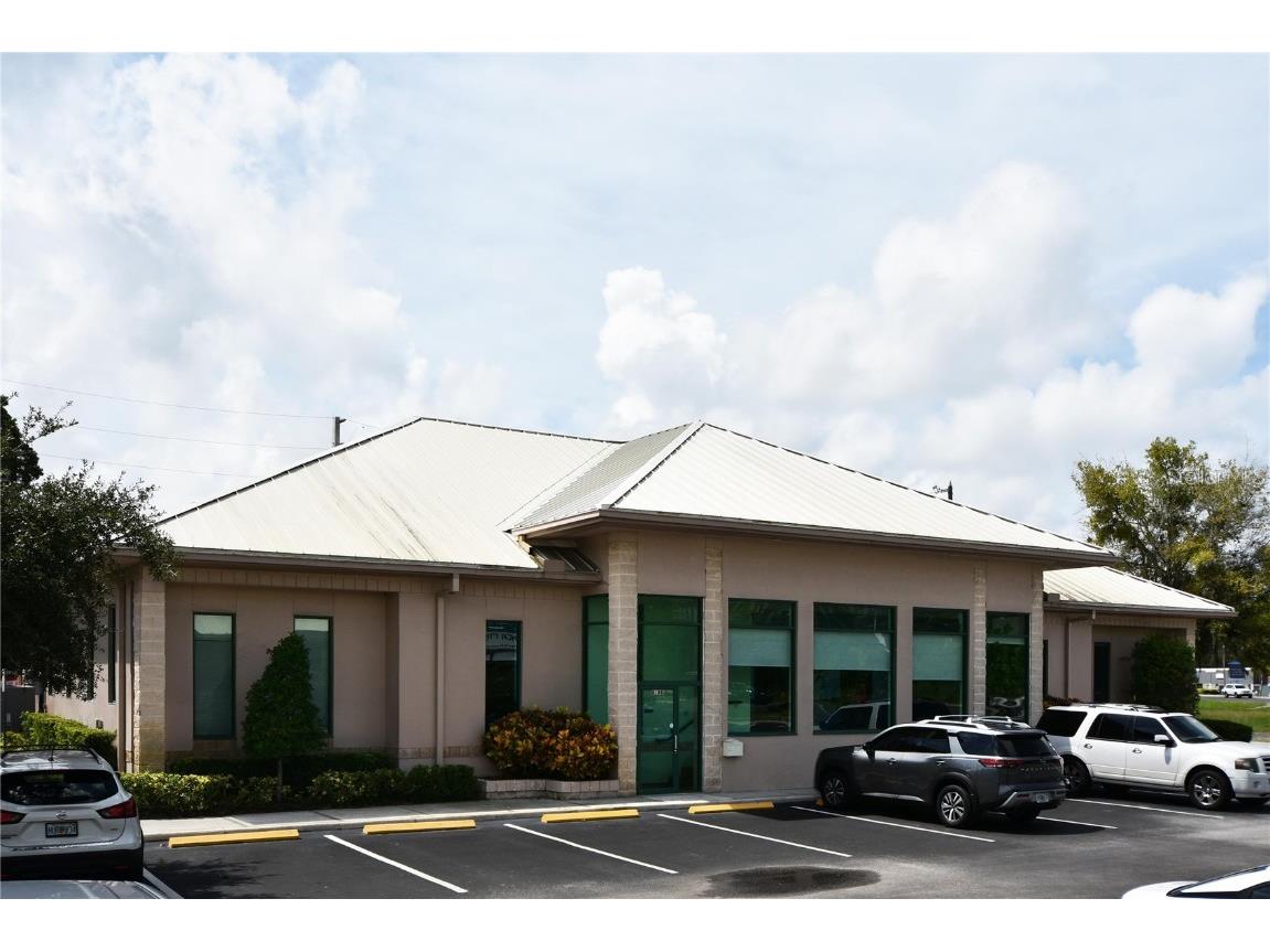 8208 Us Highway 19 Port Richey FL 34668 W7869015 image1
