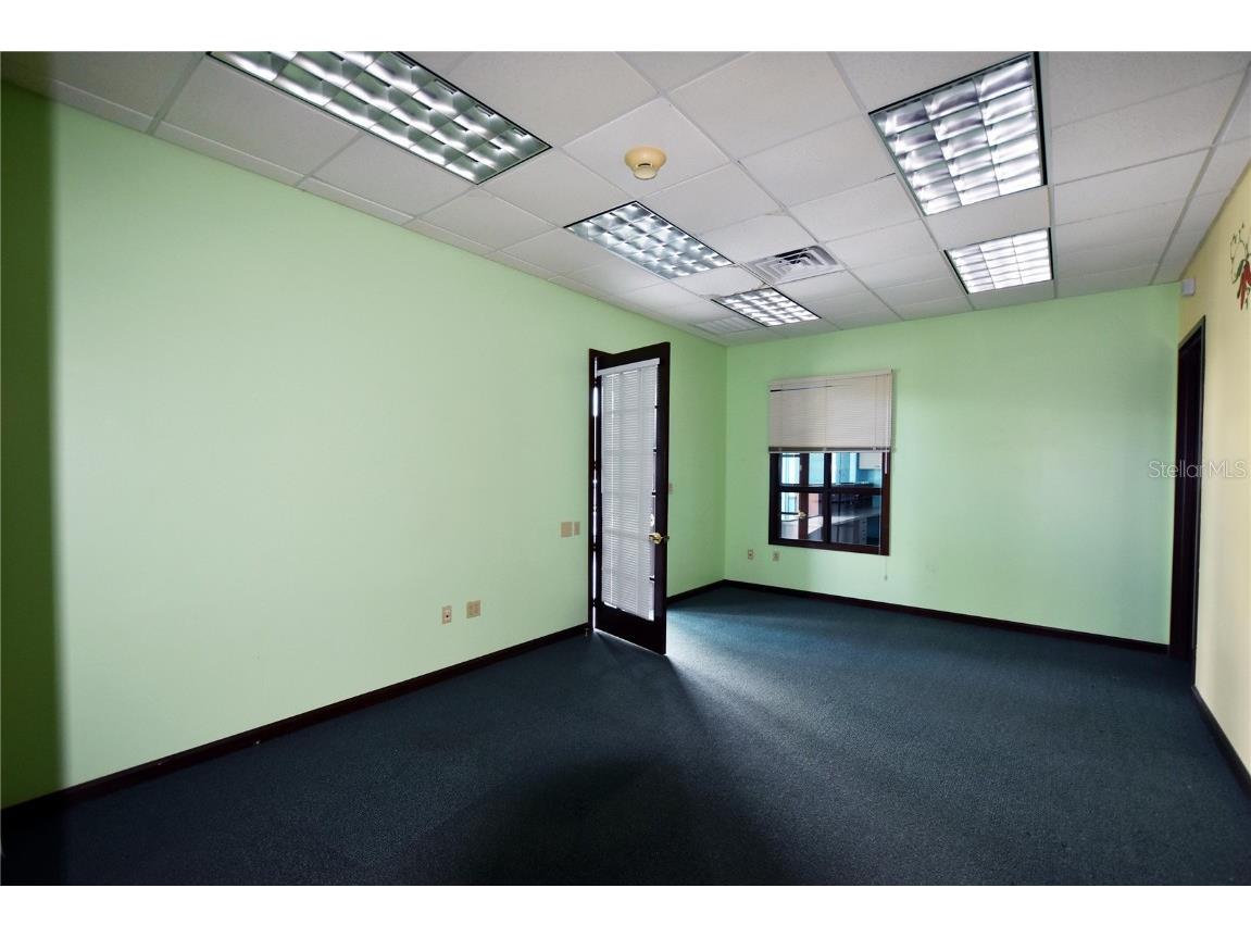 8208 Us Highway 19 Port Richey FL 34668 W7869015 image10