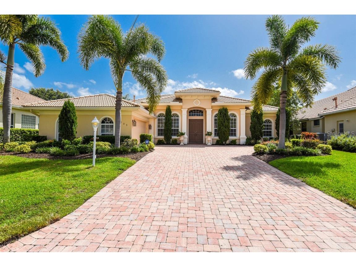 8209 Championship Court Lakewood Ranch FL 34202 A4510673 image1