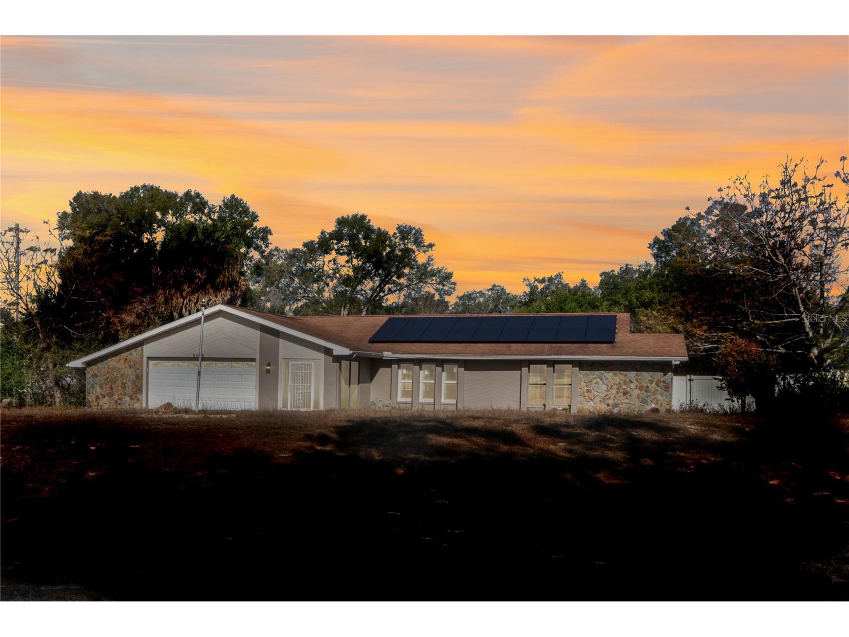 8209 Chaucer Drive Weeki Wachee FL 34607 W7882121 image1