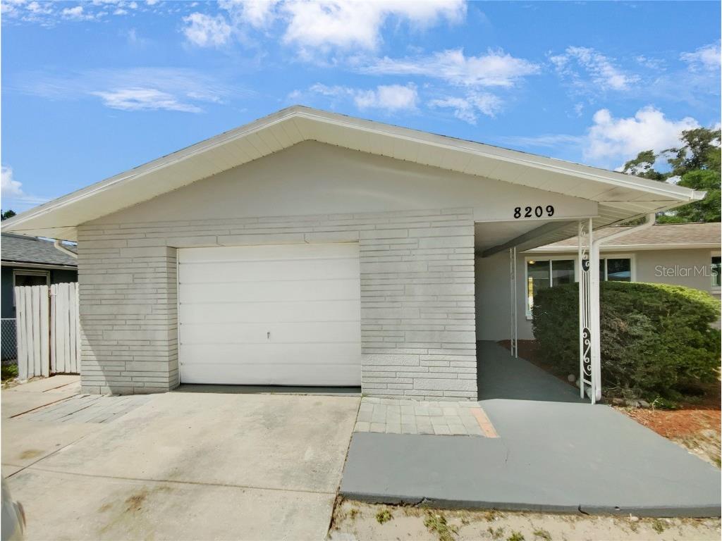 8209 Fox Hollow Drive Port Richey FL 34668 O6201209 image1