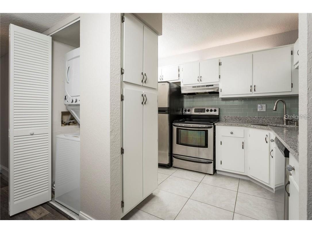 8209 Sun Spring Circle #12 Orlando FL 32825 O6352411 image3