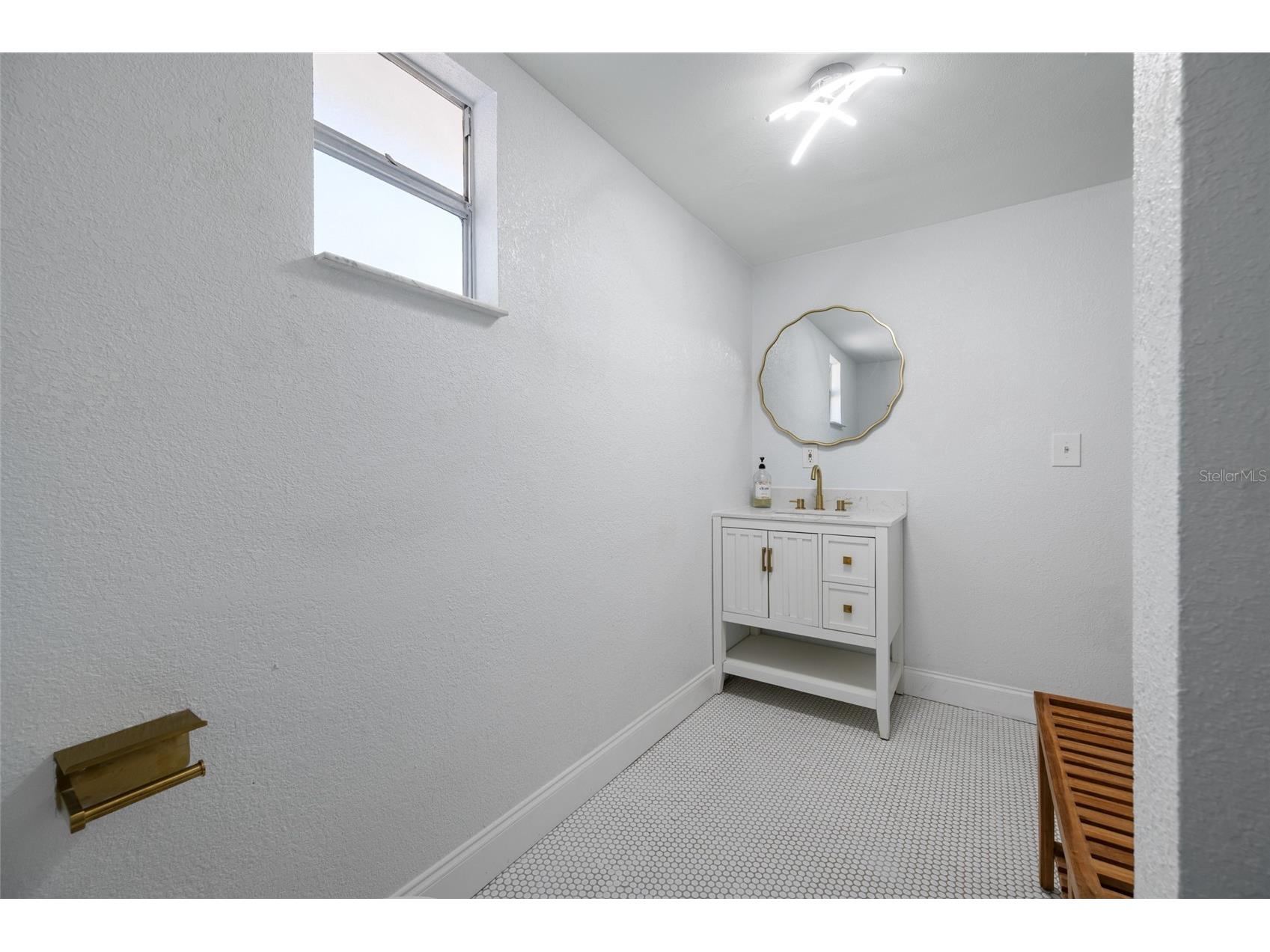821 19th Avenue S Saint Petersburg FL 33705 TB8498873 image21
