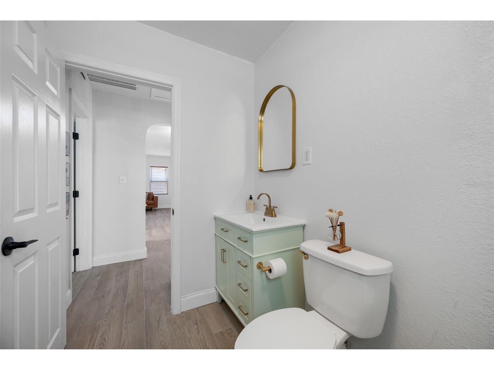 821 19th Avenue S Saint Petersburg FL 33705 TB8498873 image30