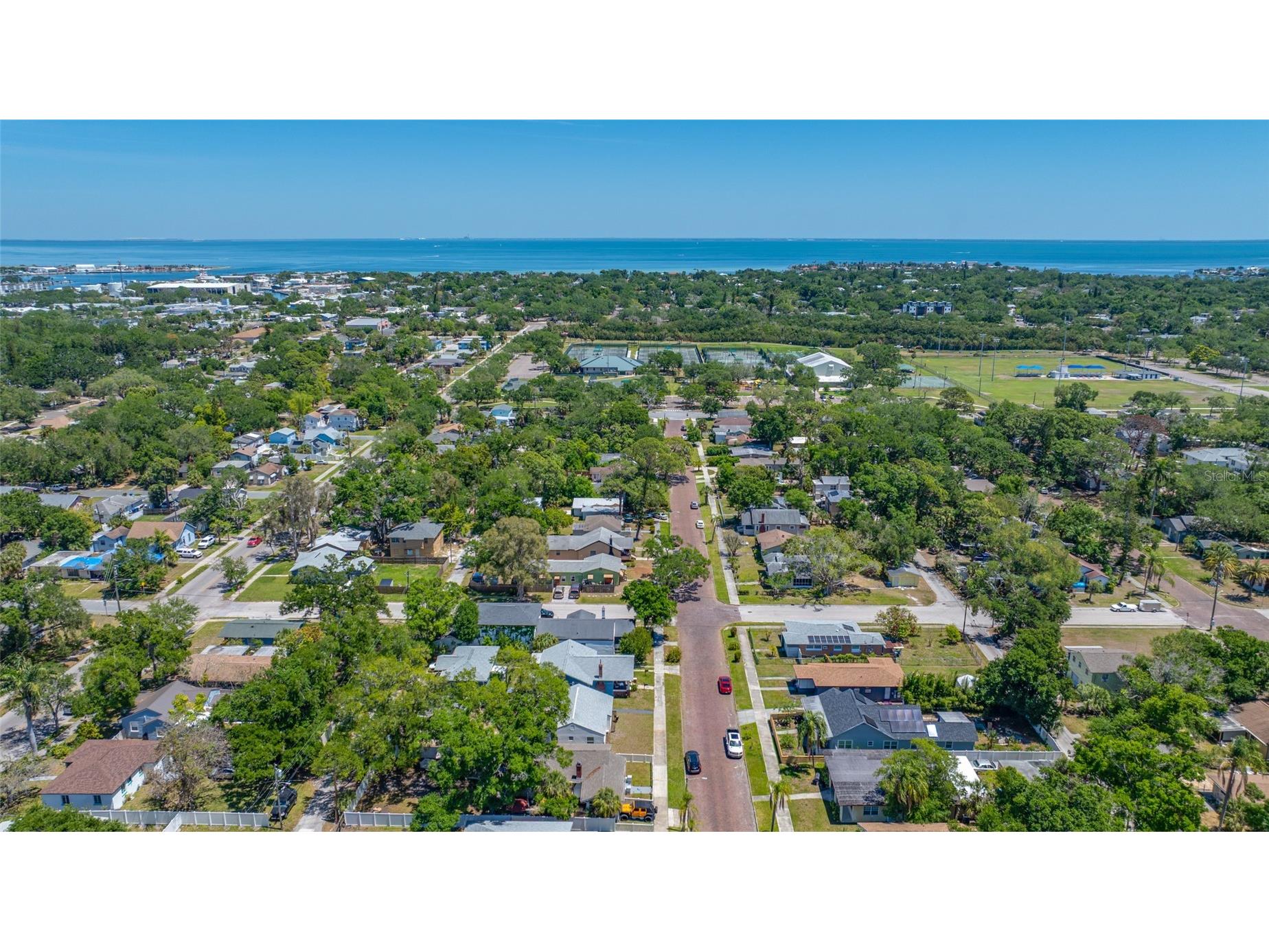 821 19th Avenue S Saint Petersburg FL 33705 TB8498873 image6