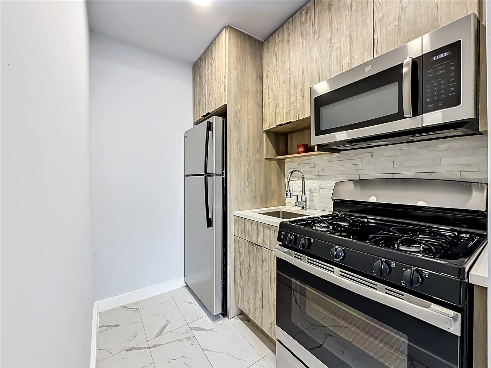 821 83rd St Miami Beach FL 33141 O6408077 image26