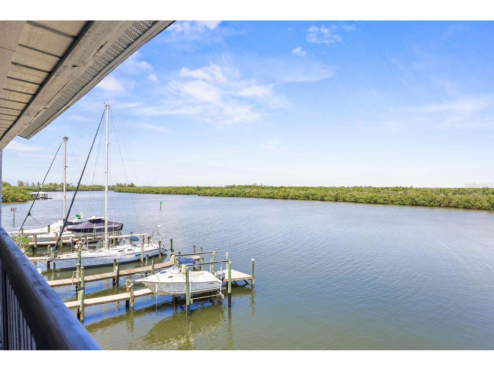 821 Bahia Del Sol Drive #B Ruskin FL 33570 TB8507273 image23