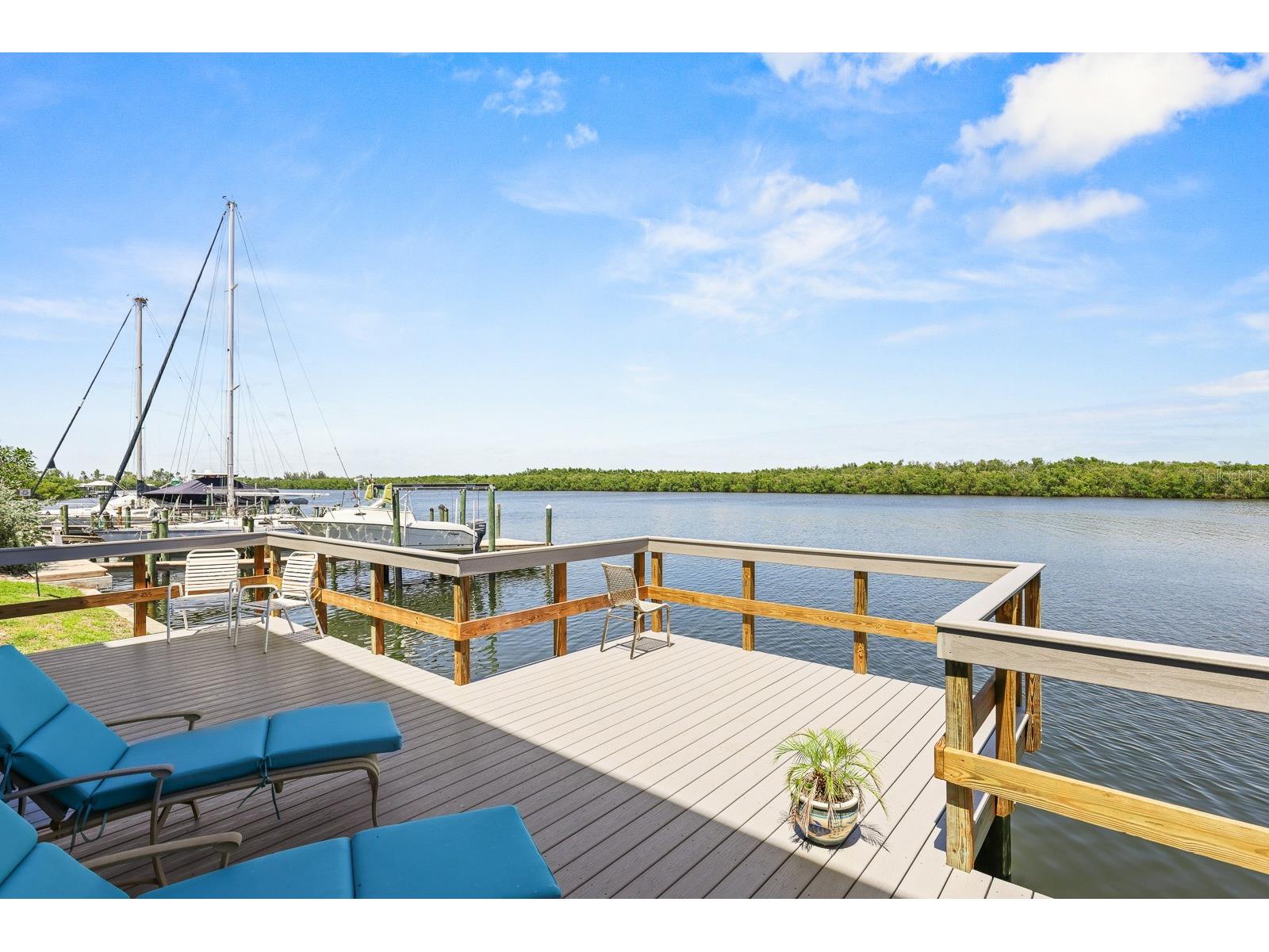 821 Bahia Del Sol Drive #B Ruskin FL 33570 TB8507273 image28