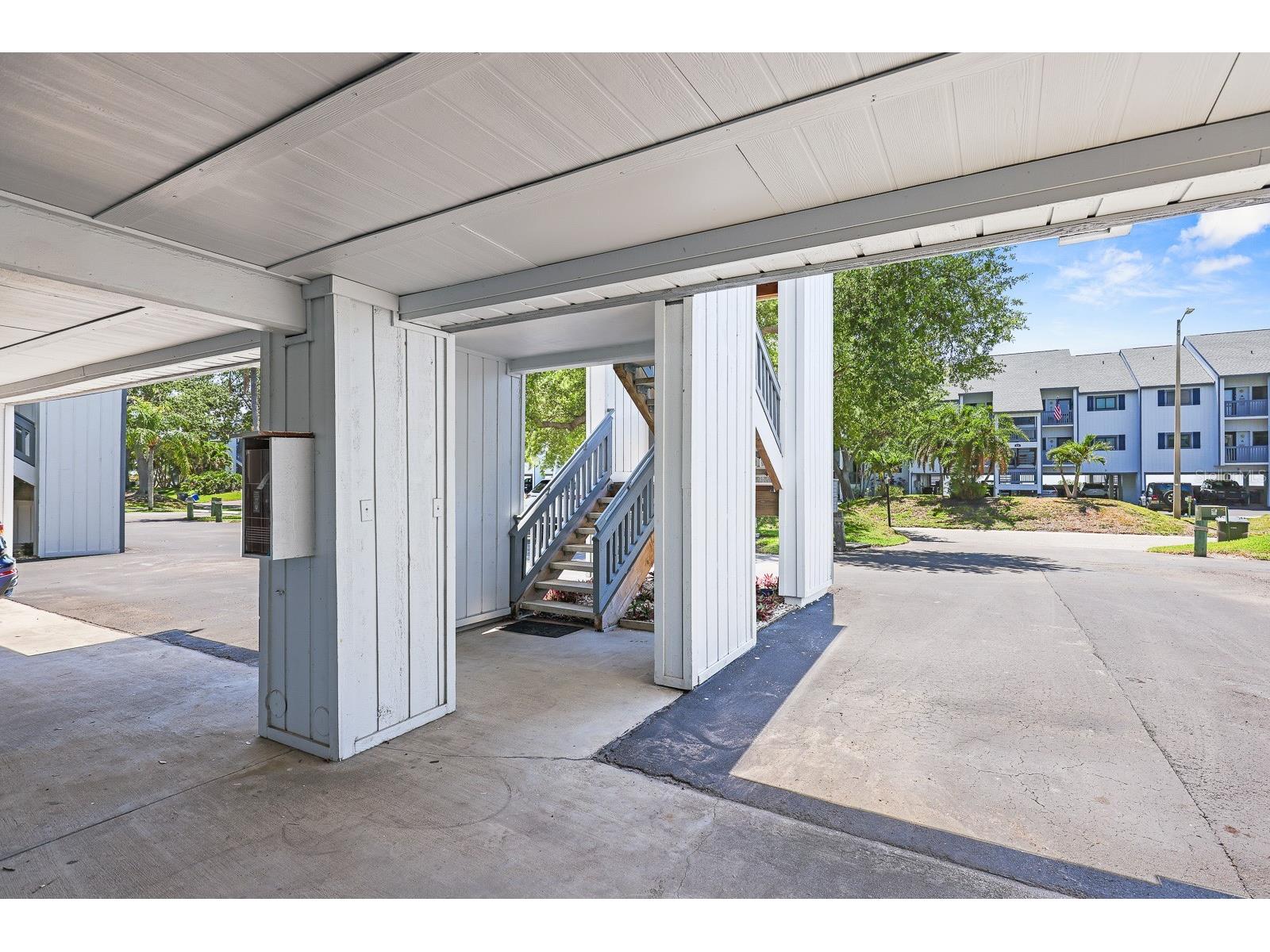 821 Bahia Del Sol Drive #B Ruskin FL 33570 TB8507273 image30